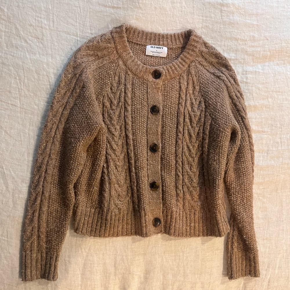 Cableknit sweater